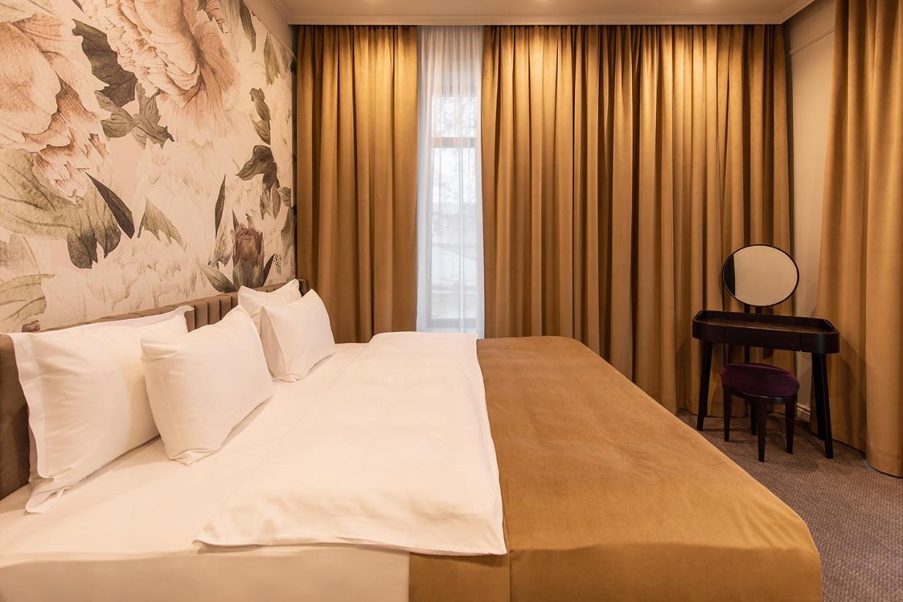 Potocki Boutique Hotel Khmel'nyts'kyy Ngoại thất bức ảnh