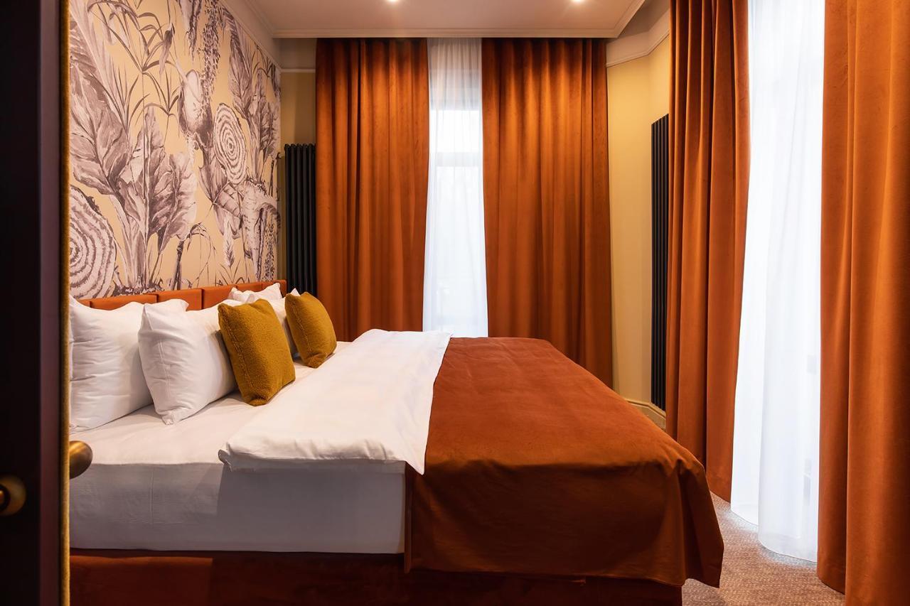 Potocki Boutique Hotel Khmel'nyts'kyy Ngoại thất bức ảnh